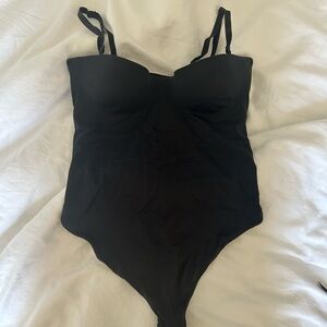 SKIMS contour lift bodysuit